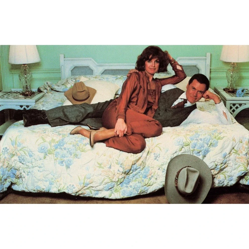 Postcard Larry Hagman and Linda Gray Annie Leibovitz 1980s